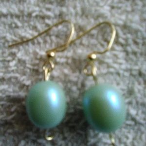 AN EYE OPENER TURQUOISE BEADS 1 INCH EARRINGS